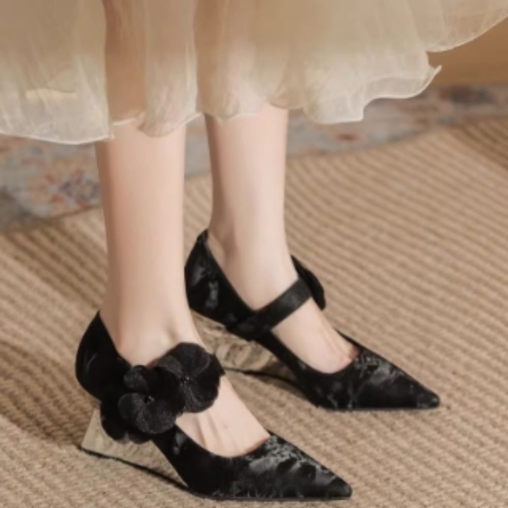 women shoes Heels